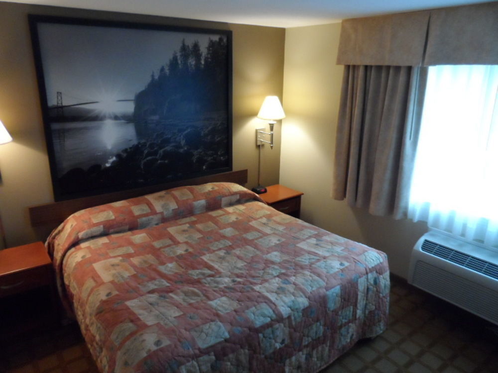 Super 8 By Wyndham Abbotsford Bc Hotel Exterior foto